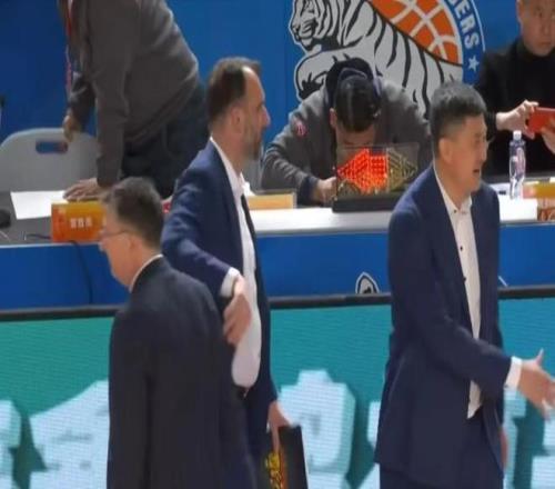 惊天逆转,吉迪三双制,东契奇双,太阳城,太阳城娱乐,太阳城app,太阳城赌场